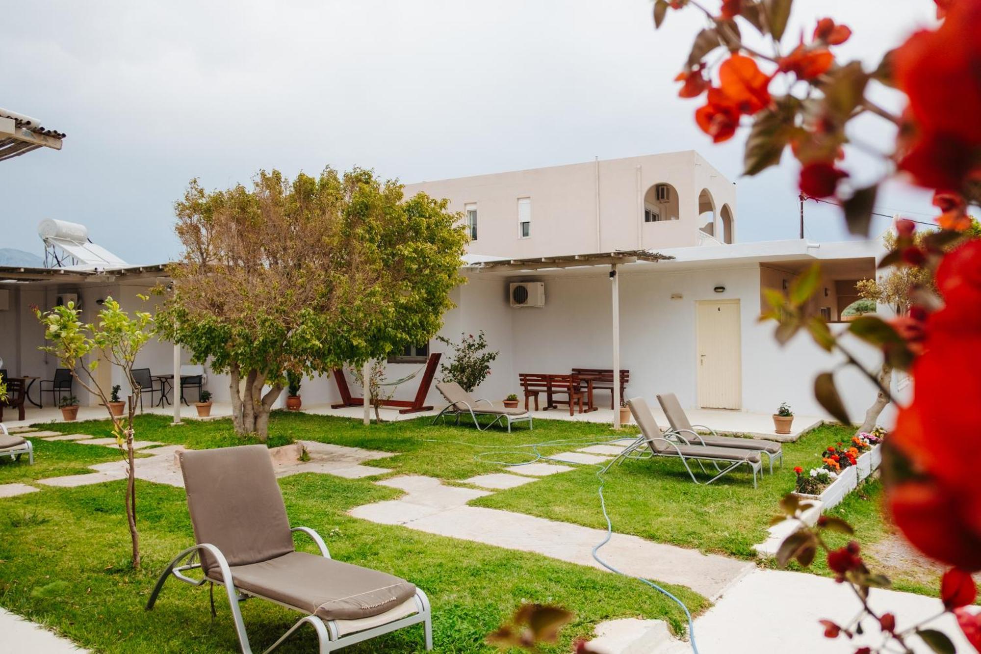 Finikas Apartments Plakias Ngoại thất bức ảnh