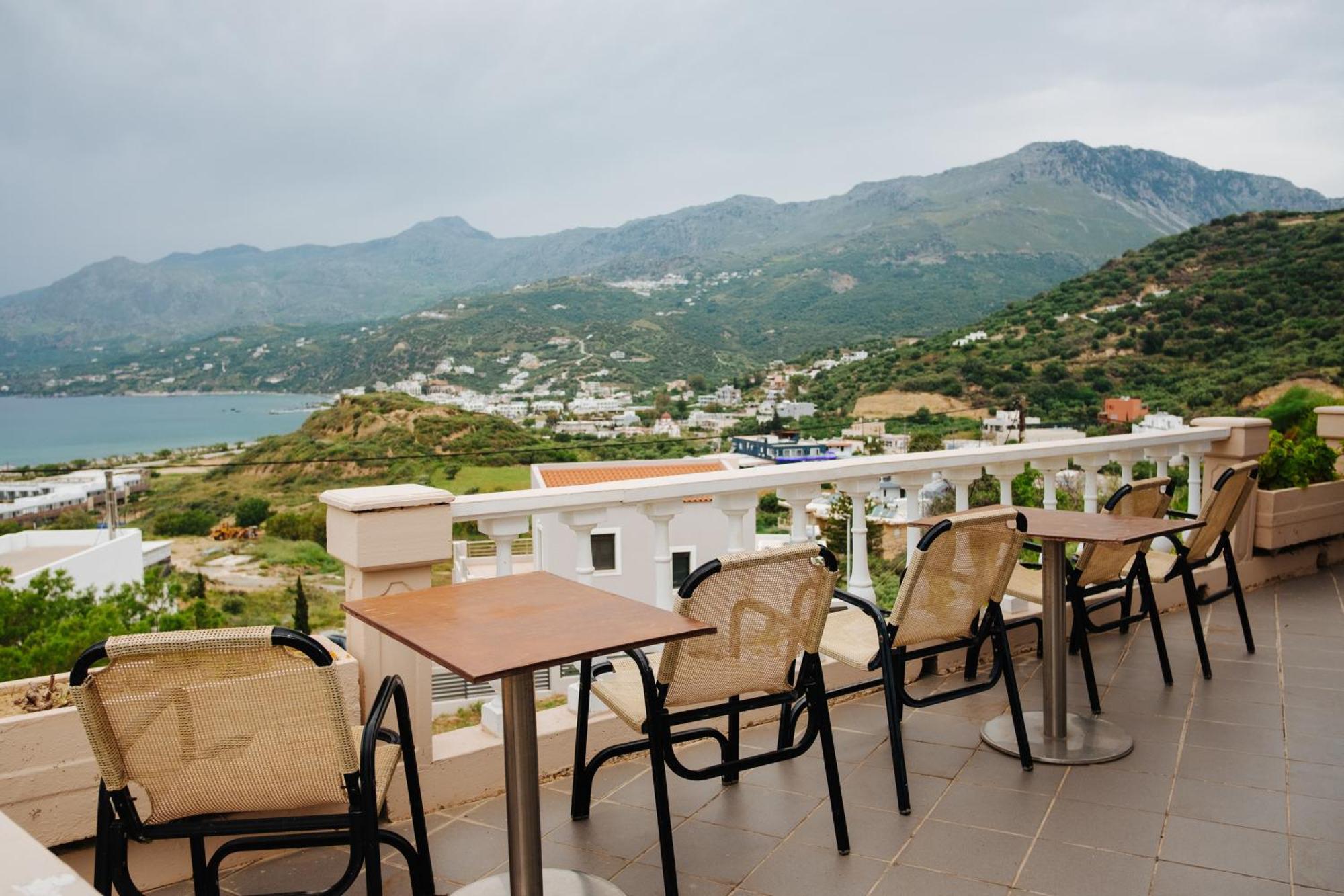 Finikas Apartments Plakias Ngoại thất bức ảnh