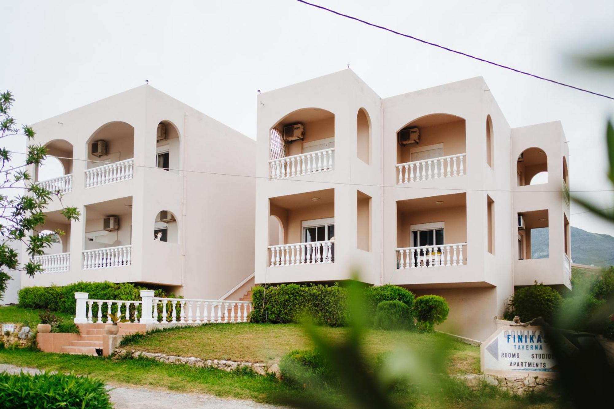 Finikas Apartments Plakias Ngoại thất bức ảnh