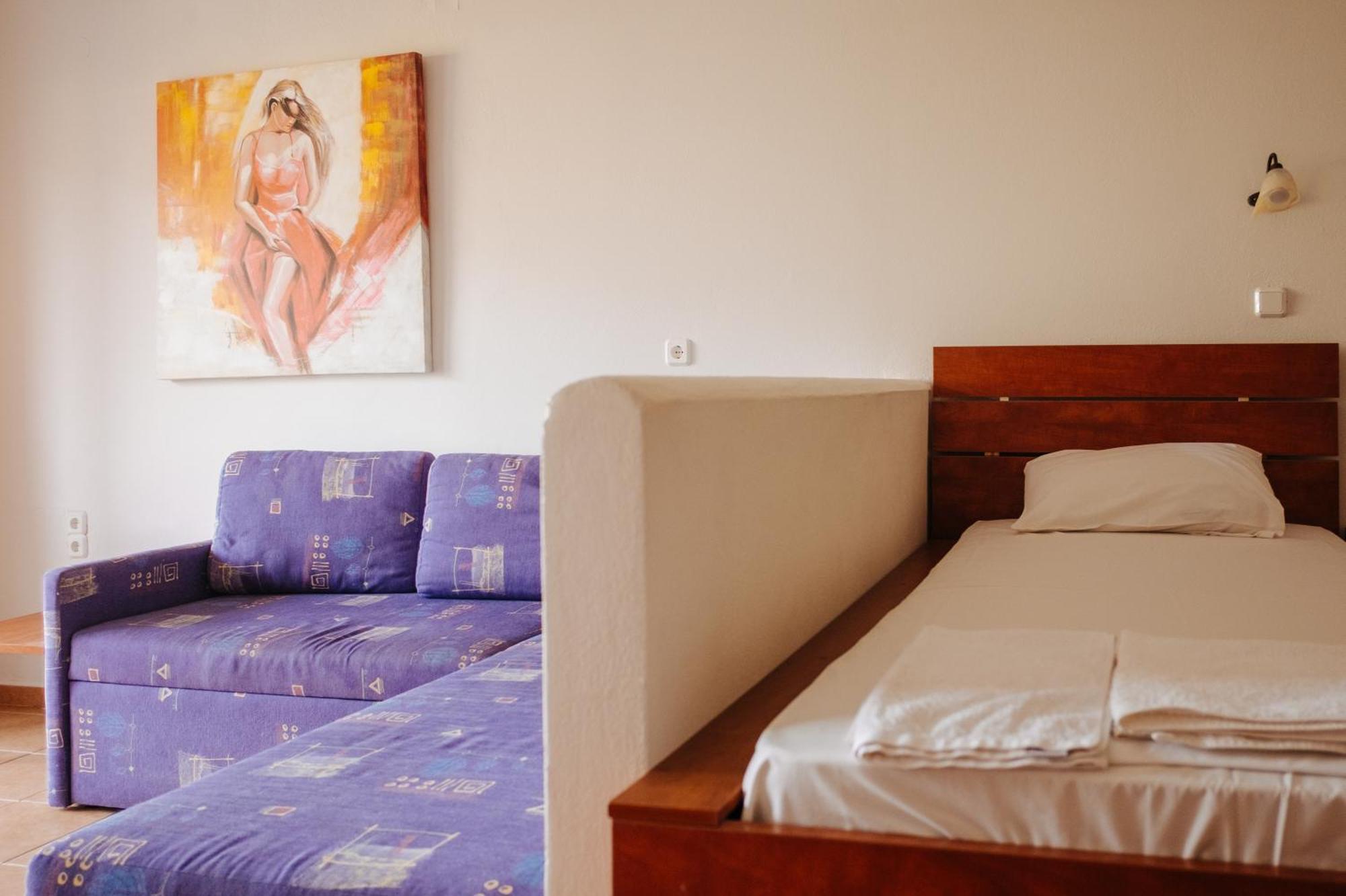 Finikas Apartments Plakias Ngoại thất bức ảnh