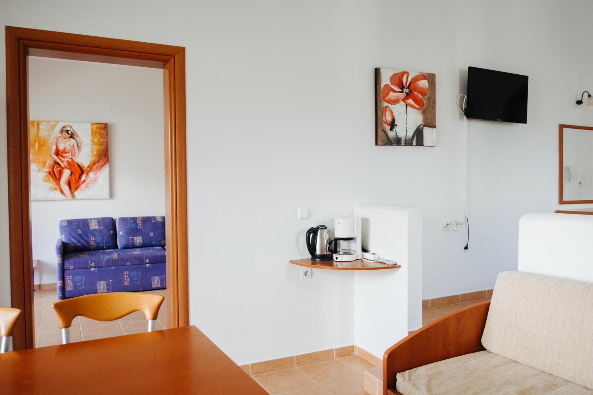 Finikas Apartments Plakias Ngoại thất bức ảnh