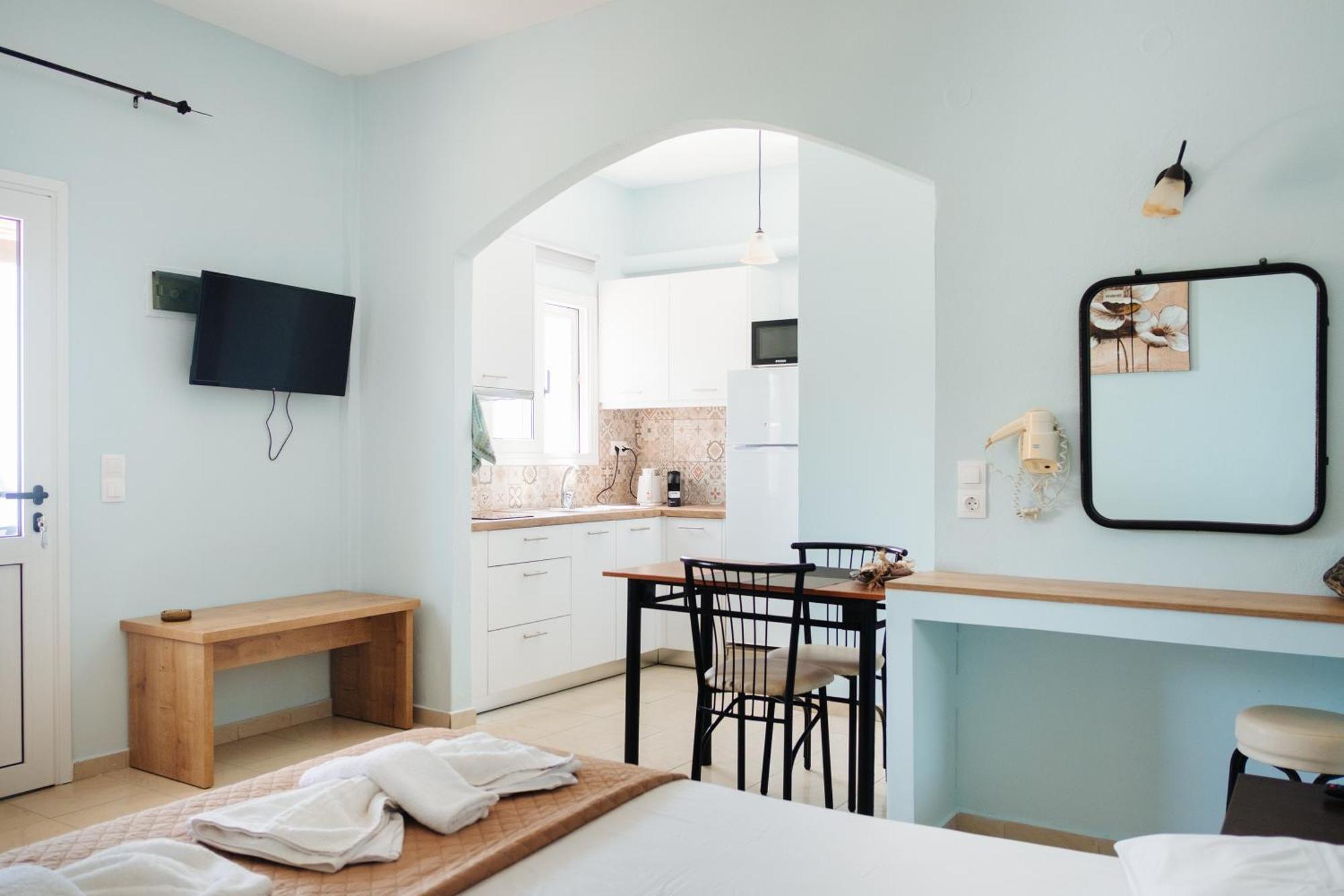 Finikas Apartments Plakias Ngoại thất bức ảnh