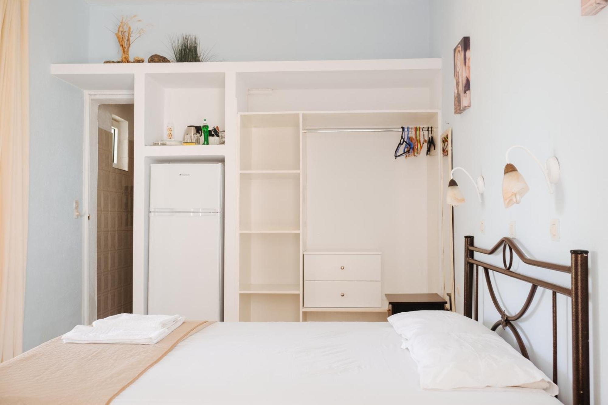 Finikas Apartments Plakias Ngoại thất bức ảnh